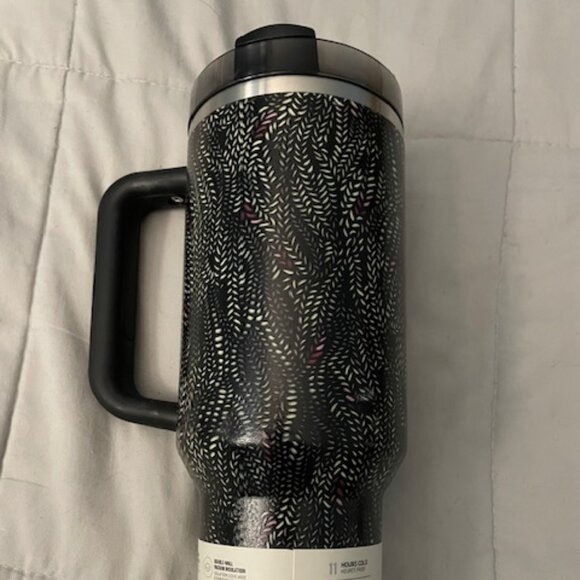 NEW Stanley Water Bottle 40 Oz Quencher H2.0 FlowState™ Tumbler Black NEW $50 - Picture 4 of 11